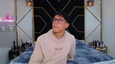 Snapshot of ryanpricee chatting on October 2025 04:14:01 AM RyanPricee online show from October 2025 04:14:01 AM