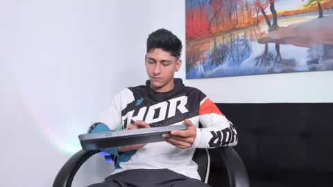 Snapshot of ryanwhite3 chatting on November 2025 07:29:01 PM ryanwhite3 online show from November 2025 07:29:01 PM