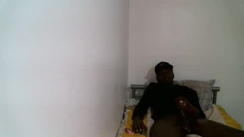 s8ukme90 online show from September 2025 12:22:02 AM