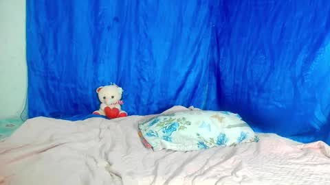 sofia online show from October 2025 06:25:01 AM