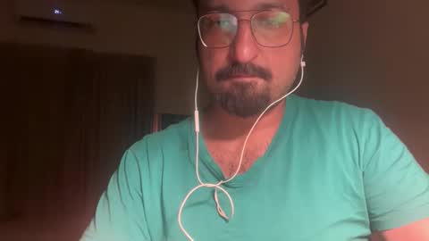 saadiqureshi007 online show from September 2025 08:01:02 PM