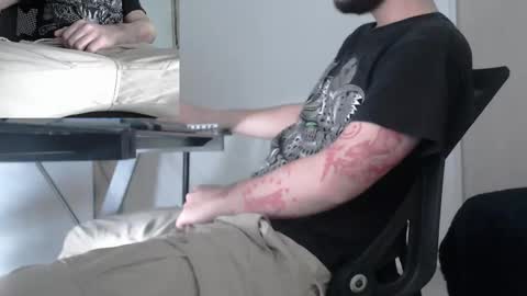 Saat online show from September 2025 01:43:01 AM