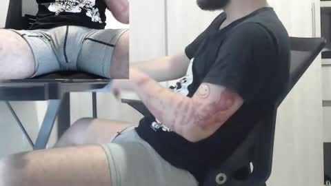 Saat online show from October 2025 01:17:02 AM