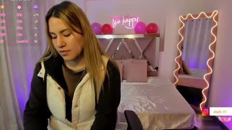 Snapshot of saaya_tay chatting on February 2025 11:35:02 AM saaya_tay online show from February 2025 11:35:02 AM