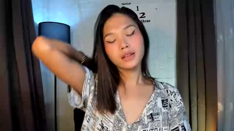 Nadine online show from December 2024 02:38:02 PM