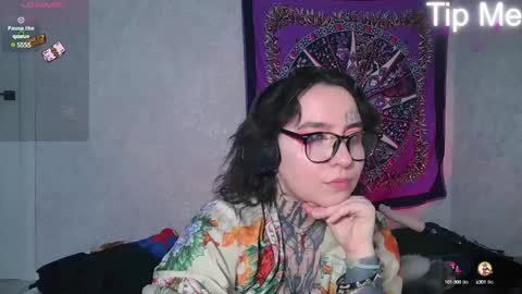 Lilith Solar online show from January 2025 01:04:02 PM