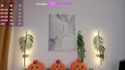 Snapshot of sabrina_sven chatting on October 2025 10:45:02 PM GMT7TueWedThuFriSatSun 0100am-0700am online show from October 2025 10:45:02 PM