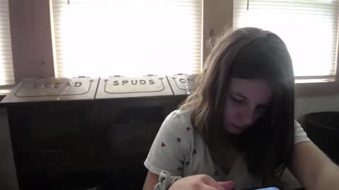 Sabrina online show from September 2025 04:07:01 PM