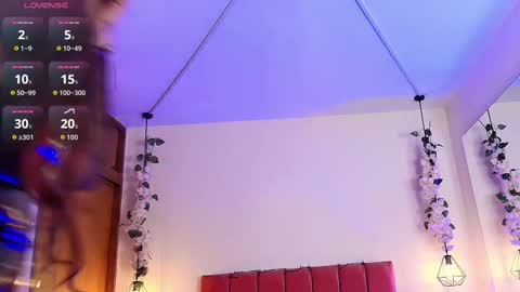 Snapshot of sabrinav_ chatting on September 2025 12:07:01 PM Sabrina online show from September 2025 12:07:01 PM