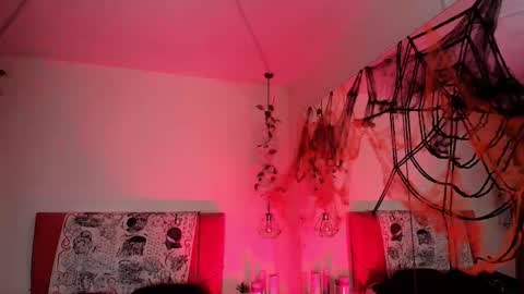 Snapshot of sabrinav_ chatting on October 2025 11:32:02 AM Sabrina online show from October 2025 11:32:02 AM