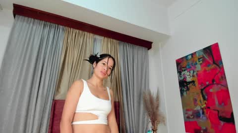 Sabrina Warren online show from December 2024 12:23:01 PM