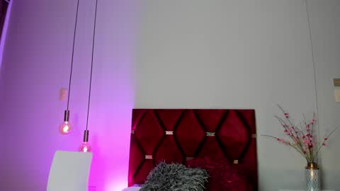 Sabrina Warren online show from December 2024 11:25:02 AM