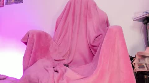 Snapshot of sachi_meow chatting on September 2025 11:43:01 PM Ig online show from September 2025 11:43:01 PM