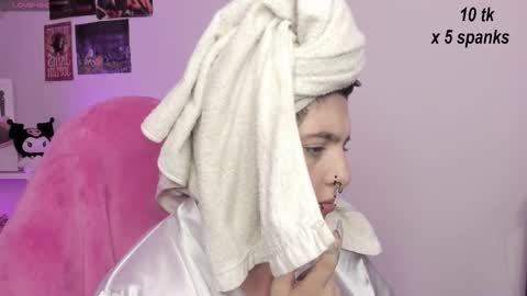 Snapshot of sachi_meow chatting on October 2025 10:47:02 AM Ig online show from October 2025 10:47:02 AM