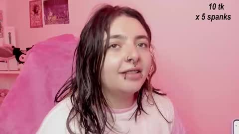 Snapshot of sachi_meow chatting on October 2025 11:03:01 AM Ig online show from October 2025 11:03:01 AM