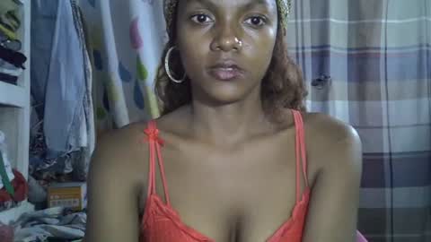 Snapshot of safira19 chatting on October 2025 07:36:02 PM safira19 online show from October 2025 07:36:02 PM