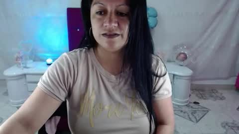 saharajonson online show from November 2025 07:09:01 AM