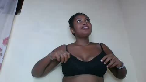 sahina93 online show from March 2025 12:09:01 PM