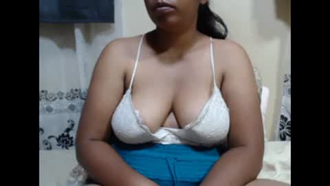 Snapshot of sahobelle chatting on November 2025 04:06:02 PM sahobelle online show from November 2025 04:06:02 PM