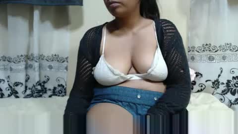 Snapshot of sahobelle chatting on November 2025 03:54:02 PM sahobelle online show from November 2025 03:54:02 PM