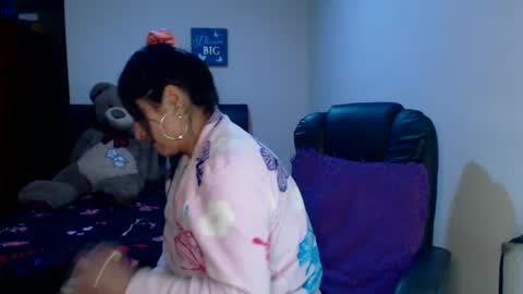 Karina online show from September 2025 02:13:02 AM