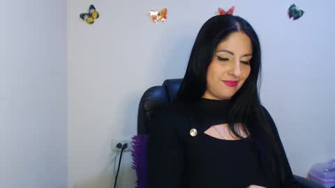 Snapshot of sahotlove1 chatting on October 2025 11:16:01 PM Karina online show from October 2025 11:16:01 PM