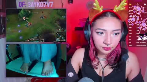 Snapshot of saiko7w7 chatting on December 2024 01:04:02 AM OF 15 off - online show from December 2024 01:04:02 AM