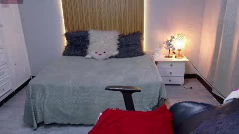 Snapshot of sailor_moon07 chatting on September 2025 01:10:01 PM sailor online show from September 2025 01:10:01 PM