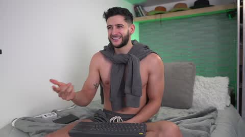 saimon  online show from December 2024 01:55:02 AM