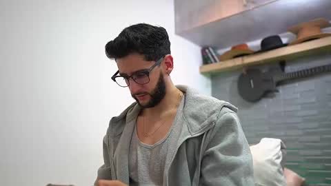 saimon  online show from February 2025 10:26:02 PM