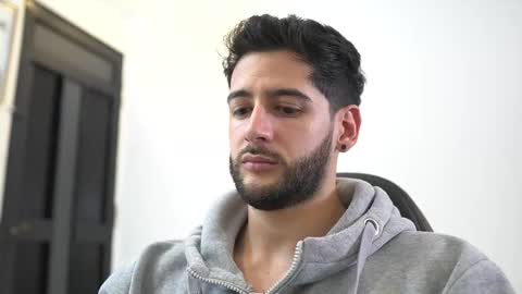 saimon  online show from October 2025 09:36:01 PM