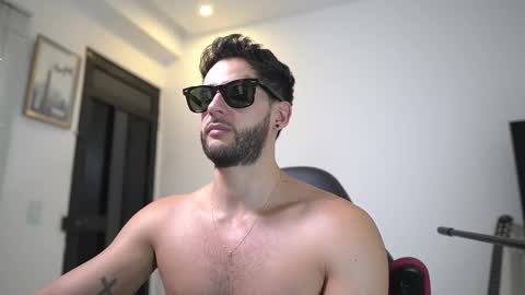 saimon  online show from October 2025 08:42:02 PM