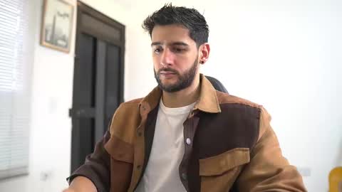 saimon  online show from November 2025 07:03:01 PM