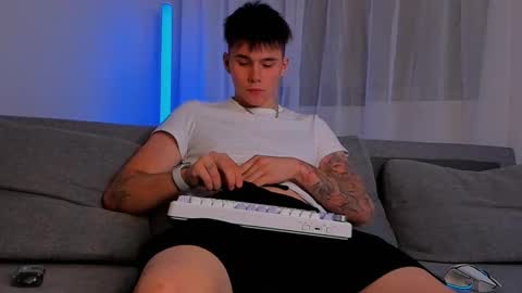 Roby online show from September 2025 12:22:02 AM