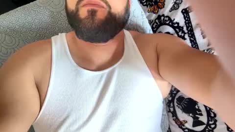 sal cumplaciente online show from October 2025 05:47:03 PM