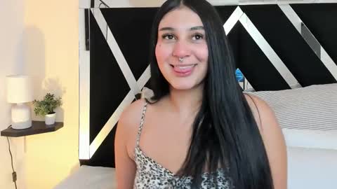 Snapshot of salem_sp chatting on September 2025 11:34:02 AM Salem online show from September 2025 11:34:02 AM