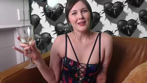 sallytaters online show from February 2025 12:43:02 AM