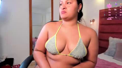 Salo Kinlley online show from October 2025 08:26:01 PM
