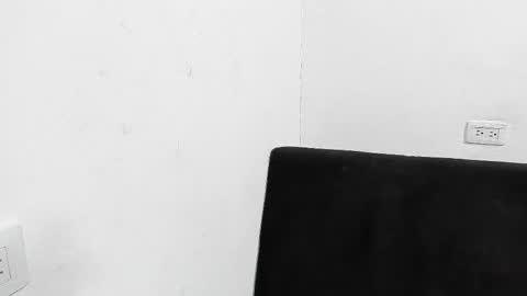 Snapshot of salome_daniel chatting on December 2025 08:50:02 PM salome_daniel online show from December 2025 08:50:02 PM