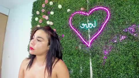 salome online show from February 2025 07:03:01 PM