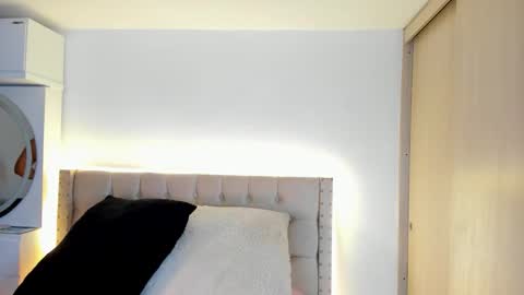 Snapshot of salome_heistt chatting on September 2025 06:19:02 AM sara online show from September 2025 06:19:02 AM