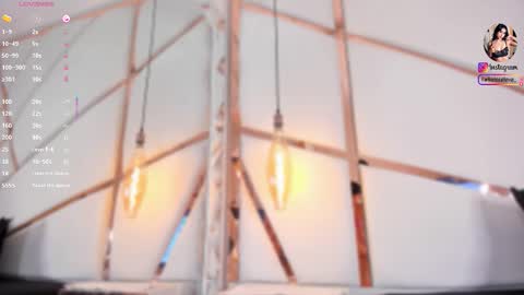 salome_nova online show from September 2025 08:01:02 PM
