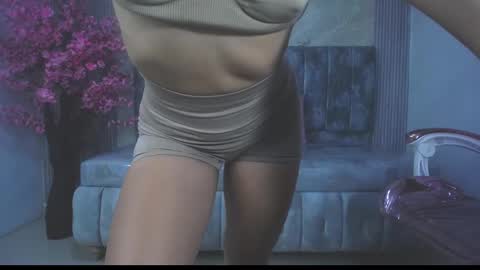 Salome  online show from September 2025 01:16:01 AM