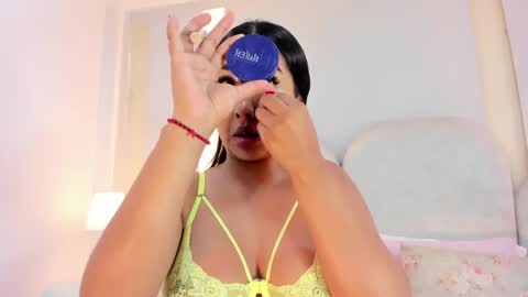   online show from October 2025 09:39:01 PM