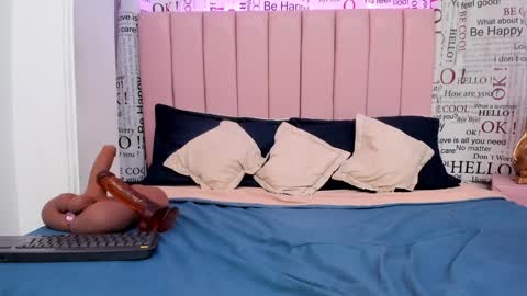 Snapshot of salomee_foxx_ chatting on December 2024 11:45:01 PM Salome online show from December 2024 11:45:01 PM