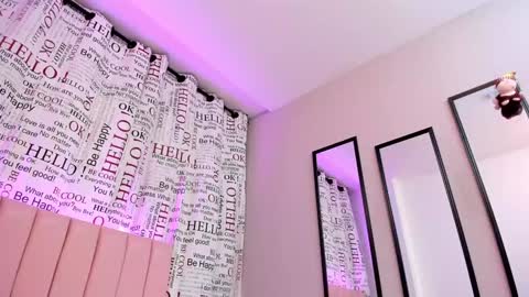 Snapshot of salomee_foxx_ chatting on December 2024 12:11:02 AM Salome online show from December 2024 12:11:02 AM