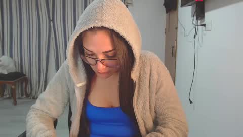 Snapshot of salomesaints chatting on November 2025 12:35:01 AM salome online show from November 2025 12:35:01 AM