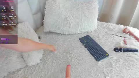 Snapshot of salomethompson1_ chatting on September 2025 07:27:01 PM Salom online show from September 2025 07:27:01 PM