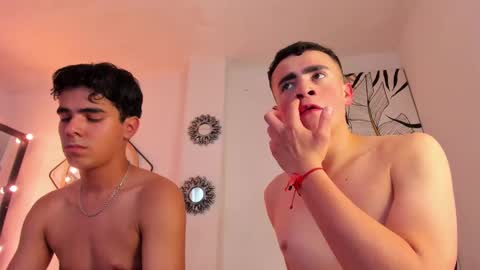 Salomon  Jax and Luca online show from February 2025 10:40:02 PM