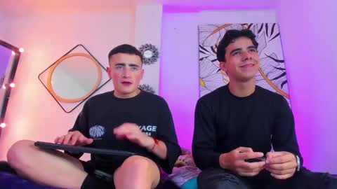 Salomon  Jax and Luca online show from February 2025 02:23:01 PM